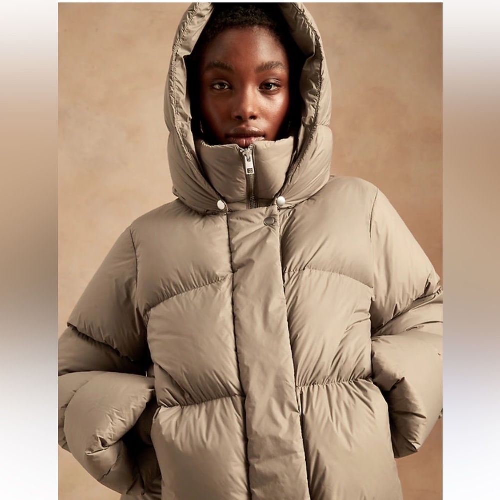 Banana Republic Women's Down Blend Puffer Jacket in Soft Carmel - Picture 2 of 12